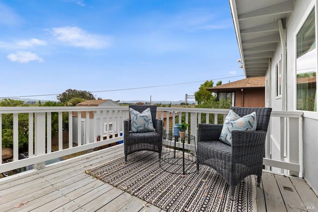 1636 Milton Rd, Napa, CA 94559