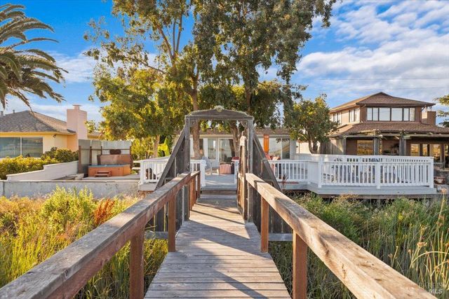 1636 Milton Rd, Napa, CA 94559