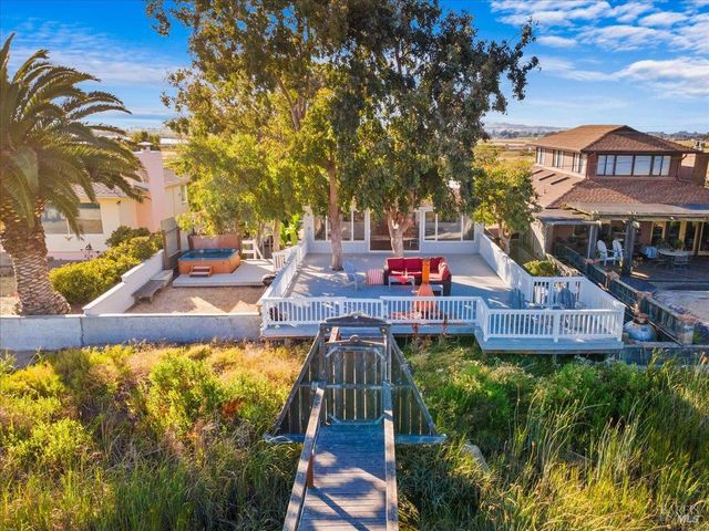 1636 Milton Rd, Napa, CA 94559