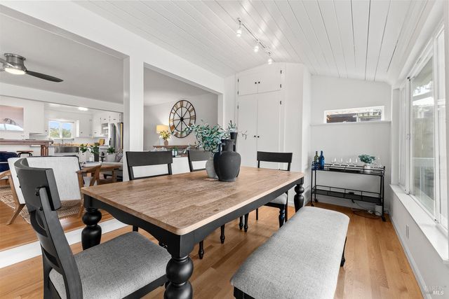 1636 Milton Rd, Napa, CA 94559