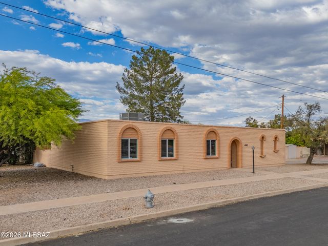 4801 E Fairmount Street, Tucson, AZ 85712