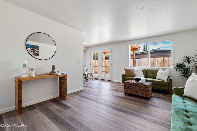 4801 E Fairmount Street, Tucson, AZ 85712