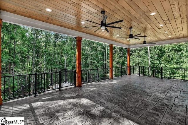 1422 Hunters Trail, Anderson, SC 29625