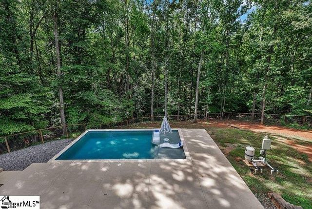 1422 Hunters Trail, Anderson, SC 29625