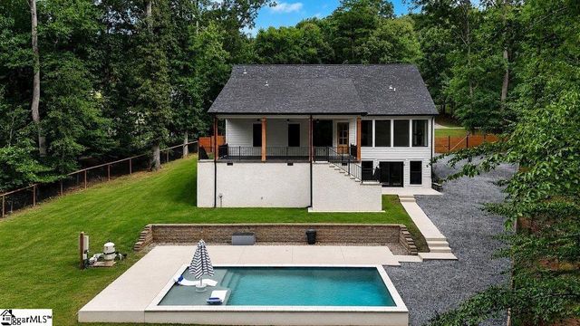 1422 Hunters Trail, Anderson, SC 29625