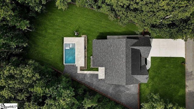 1422 Hunters Trail, Anderson, SC 29625
