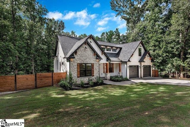1422 Hunters Trail, Anderson, SC 29625