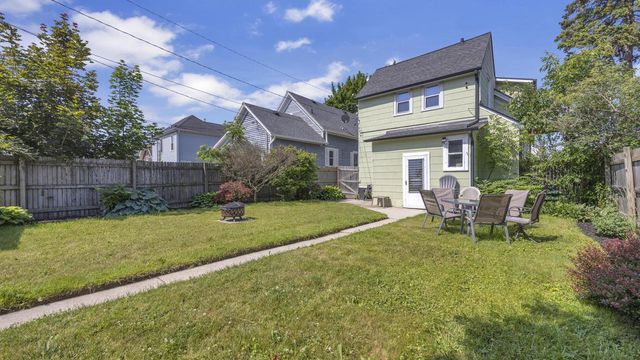 1631 Blocki COURT, Sheboygan, WI 53081