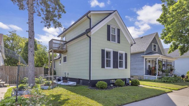 1631 Blocki COURT, Sheboygan, WI 53081