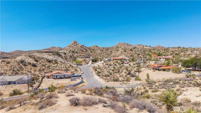 57006 Pinto, Yucca Valley, CA 92284