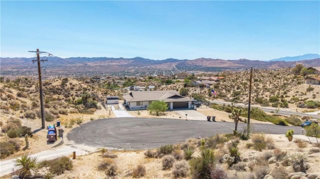 57006 Pinto, Yucca Valley, CA 92284