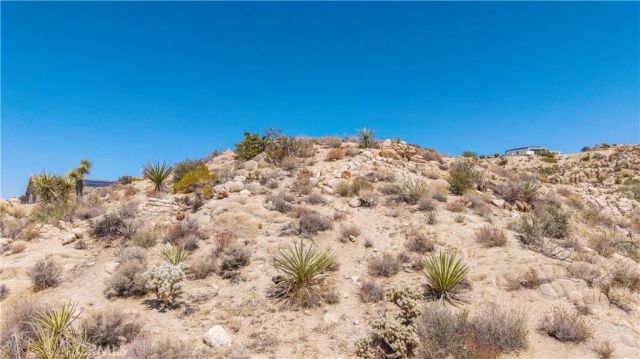 57006 Pinto, Yucca Valley, CA 92284