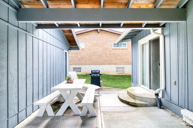 8557 Linderwood Lane, Anderson Twp, OH 45255