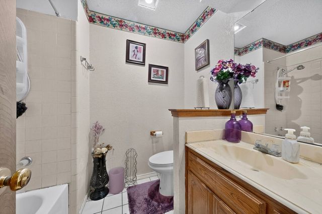6403 Running Creek Drive, Arlington, TX 76001