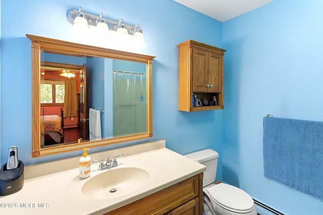 34 6th Street, Manchester, NJ 08759