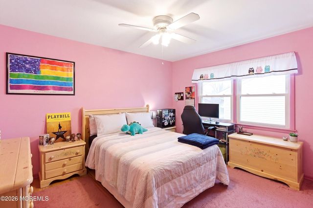 34 6th Street, Manchester, NJ 08759