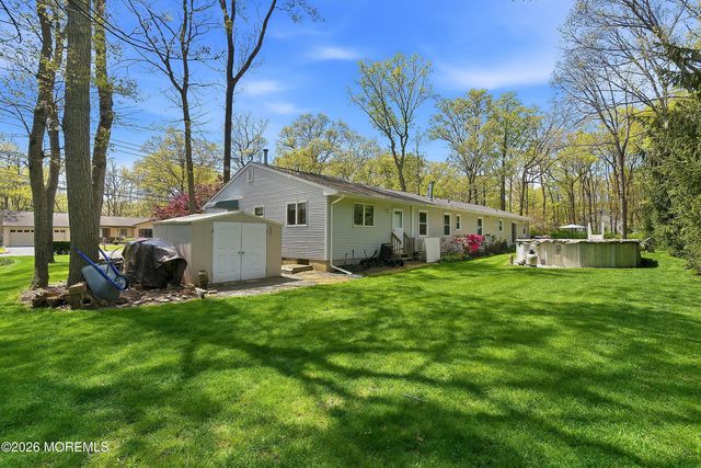34 6th Street, Manchester, NJ 08759