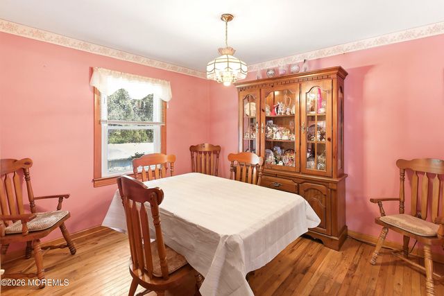 34 6th Street, Manchester, NJ 08759