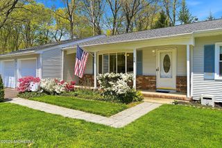 34 6th Street, Manchester, NJ 08759