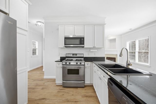 1287 Harris Commons Place, Roswell, GA 30076