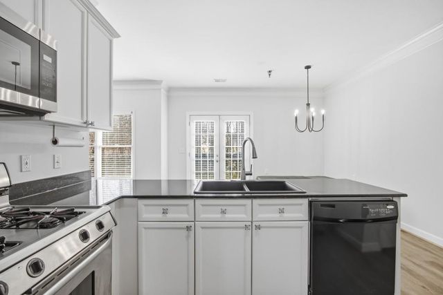 1287 Harris Commons Place, Roswell, GA 30076