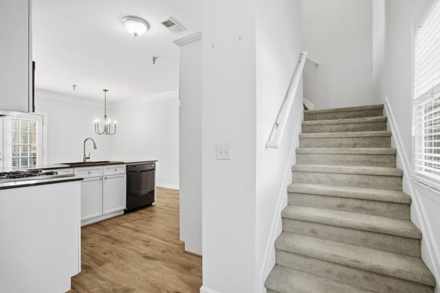 1287 Harris Commons Place, Roswell, GA 30076