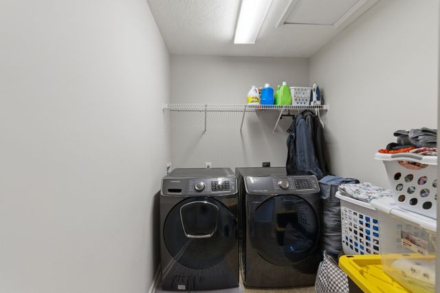 105 Washer Dr, La Vergne, TN 37086