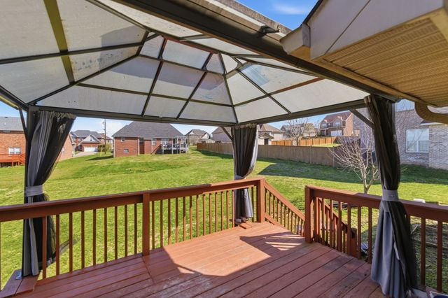 105 Washer Dr, La Vergne, TN 37086