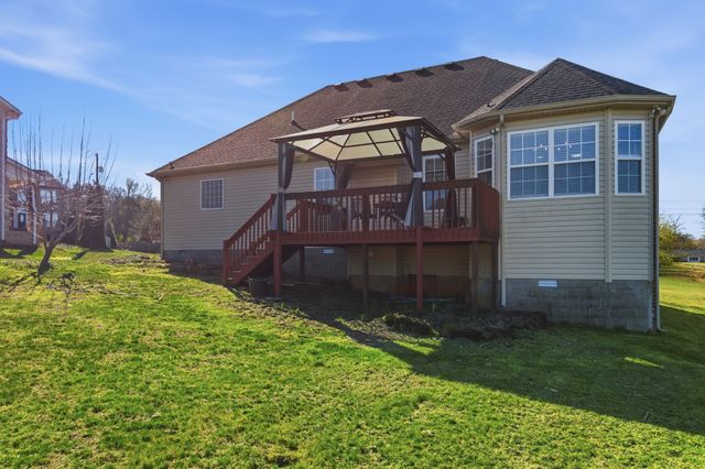 105 Washer Dr, La Vergne, TN 37086