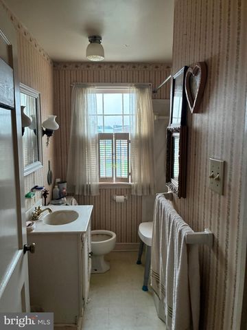 1111 JAMAICA RD, Lancaster, PA 17602
