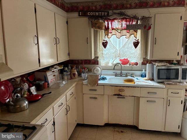1111 JAMAICA RD, Lancaster, PA 17602