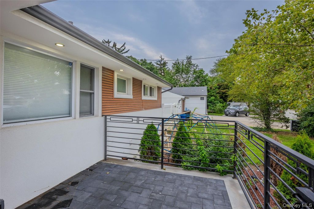 84 Rosedale Road, North Woodmere, NY 11581 — photo 3