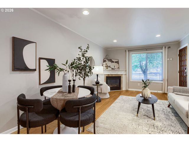 4830 Se STARK St 5, Portland, OR 97215