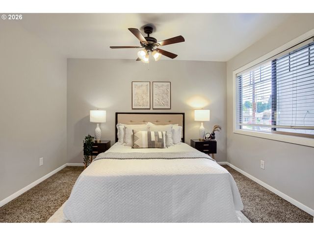 4830 Se STARK St 5, Portland, OR 97215