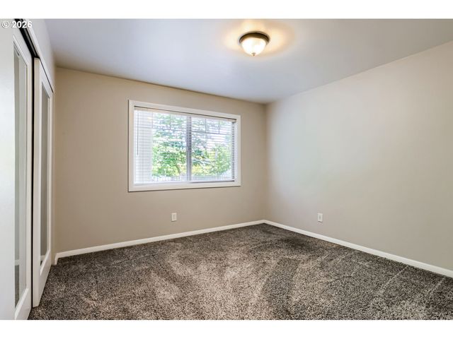 4830 Se STARK St 5, Portland, OR 97215