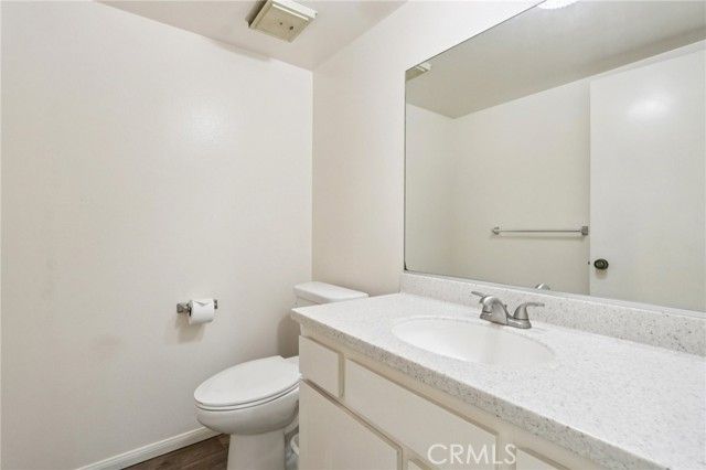 17800 Devonshire Street 6, Northridge (los Angeles), CA 91325