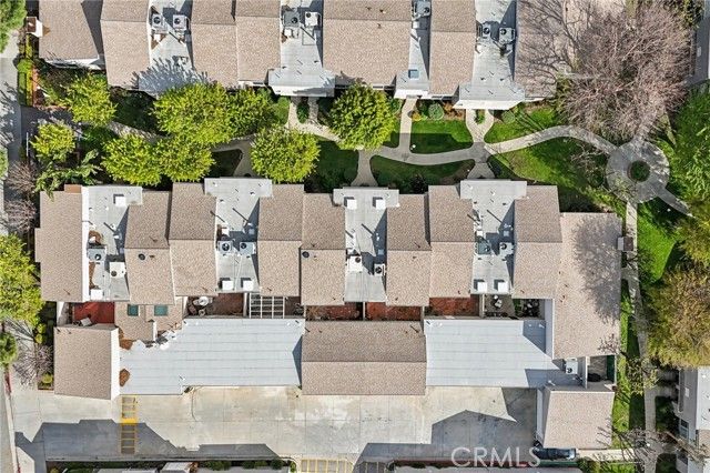 17800 Devonshire Street 6, Northridge (los Angeles), CA 91325