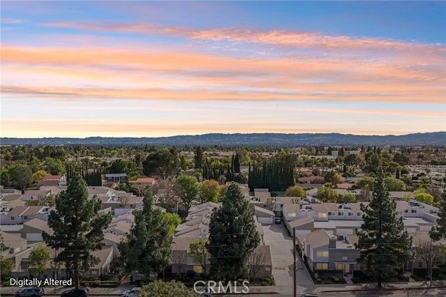 17800 Devonshire Street 6, Northridge (los Angeles), CA 91325