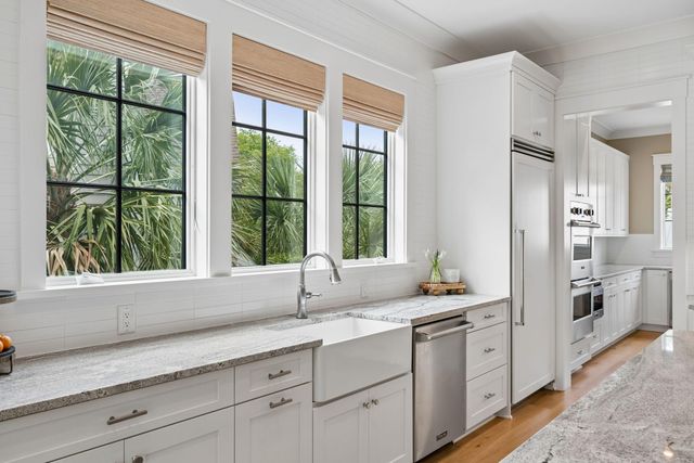 924 Pitt Street, Mount Pleasant, SC 29464