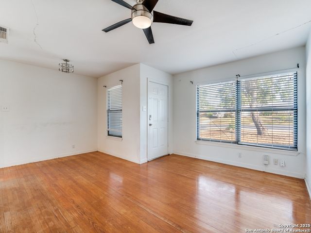 1238 Oblate, San Antonio, TX 78216