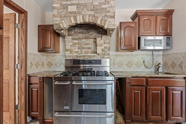 29 Marlborough Drive, Bloomfield Hills, MI 48302