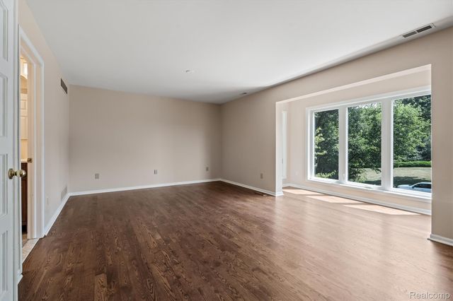 29 Marlborough Drive, Bloomfield Hills, MI 48302