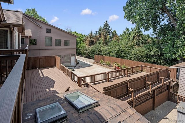 29 Marlborough Drive, Bloomfield Hills, MI 48302