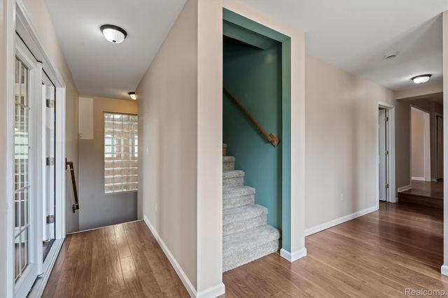 29 Marlborough Drive, Bloomfield Hills, MI 48302