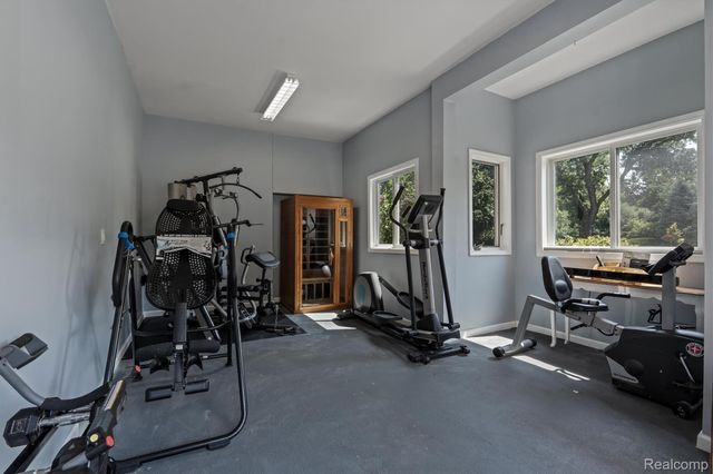 29 Marlborough Drive, Bloomfield Hills, MI 48302