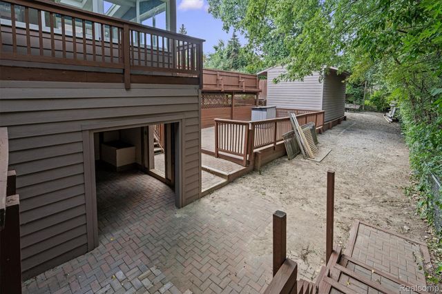 29 Marlborough Drive, Bloomfield Hills, MI 48302