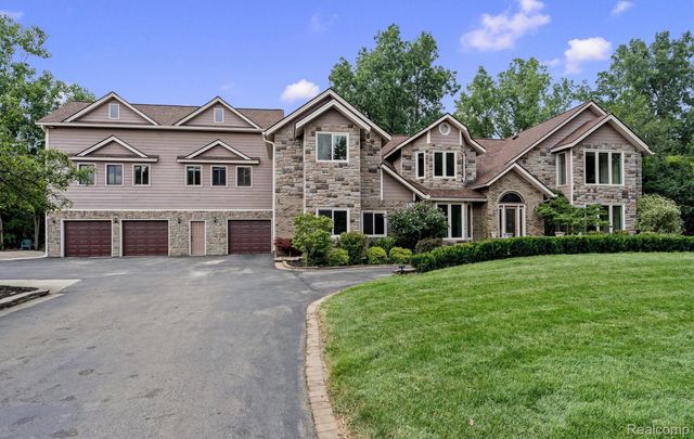 29 Marlborough Drive, Bloomfield Hills, MI 48302