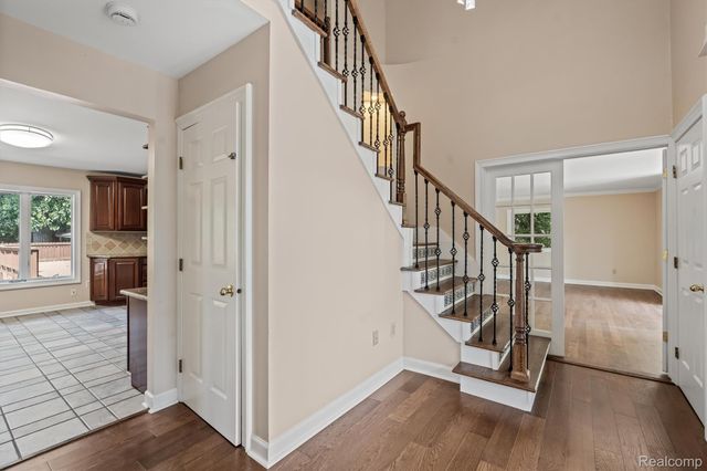 29 Marlborough Drive, Bloomfield Hills, MI 48302