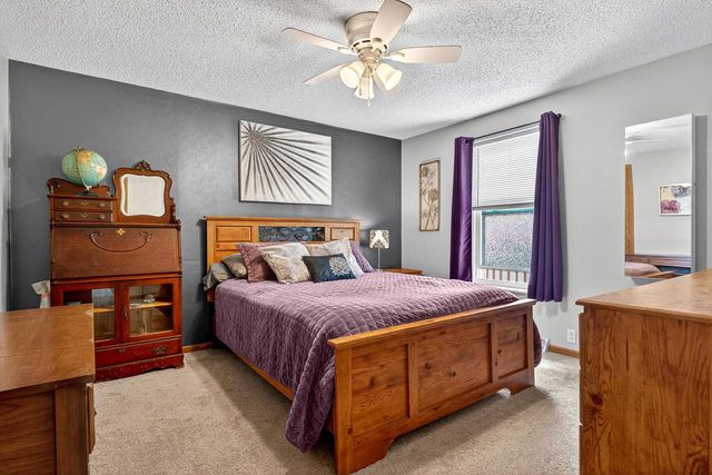 1525 Holley STREET, Holmen, WI 54636