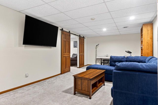 1525 Holley STREET, Holmen, WI 54636